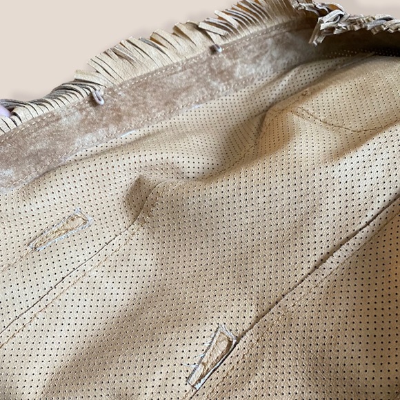 Chico’s Size 0 Leather Fringe Jacket Tan Cropped - Picture 4 of 5